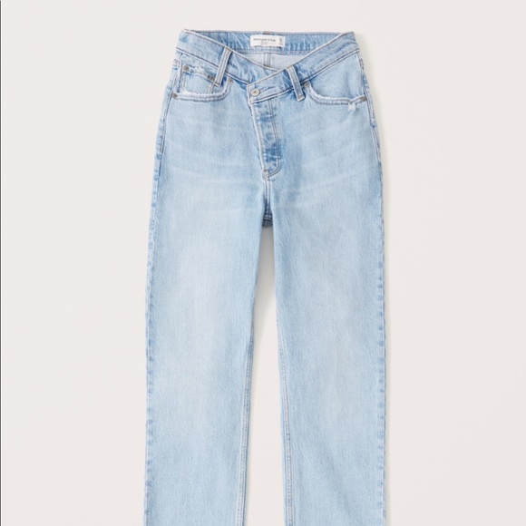 Abercrombie & Fitch High Rise Dad Jeans - Picture 9 of 14